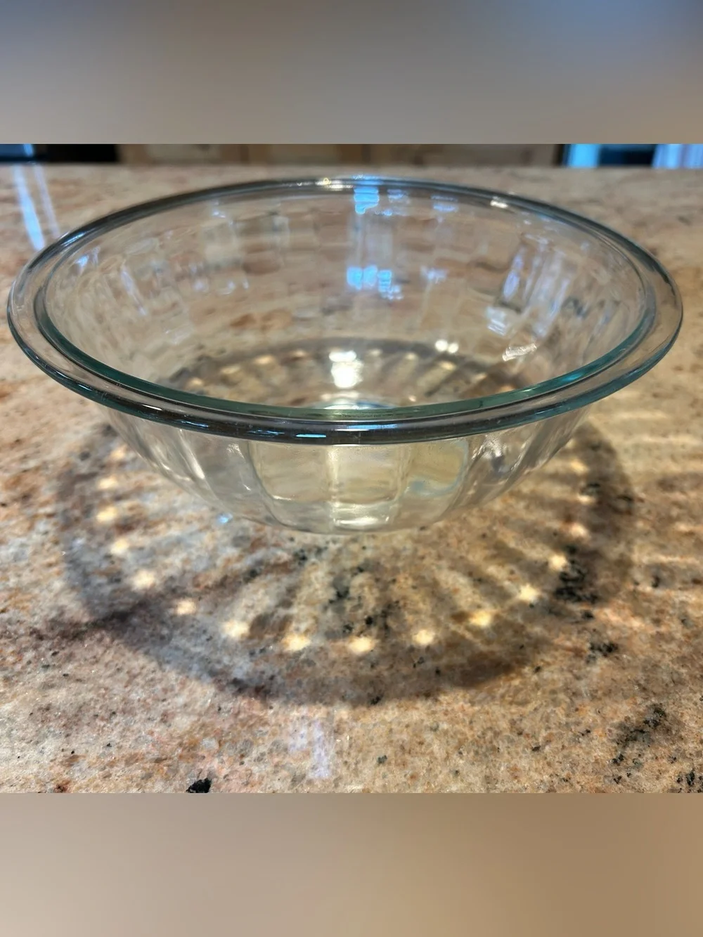 Pyrex #325 2.5-liter 2.5Qt Sculpted Ribbed Glass Mixing/ Nesting Bowl No Chips.